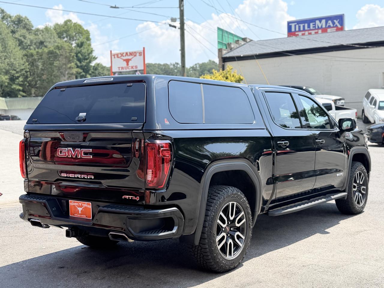 GMC Sierra 1500 Limited 4WD Crew Cab 147" AT4 2022