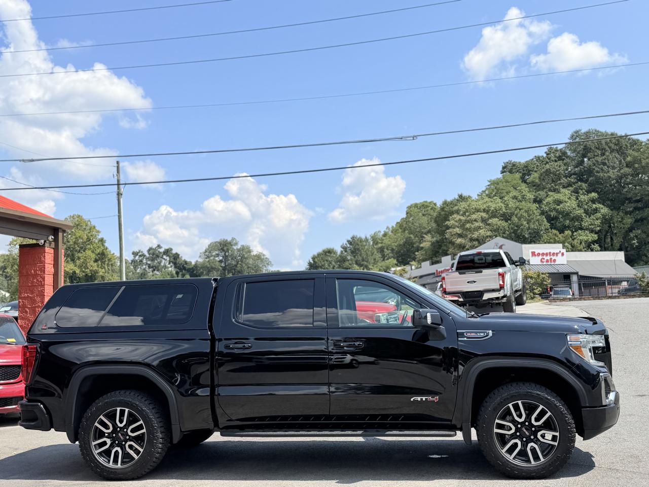GMC Sierra 1500 Limited 4WD Crew Cab 147" AT4 2022