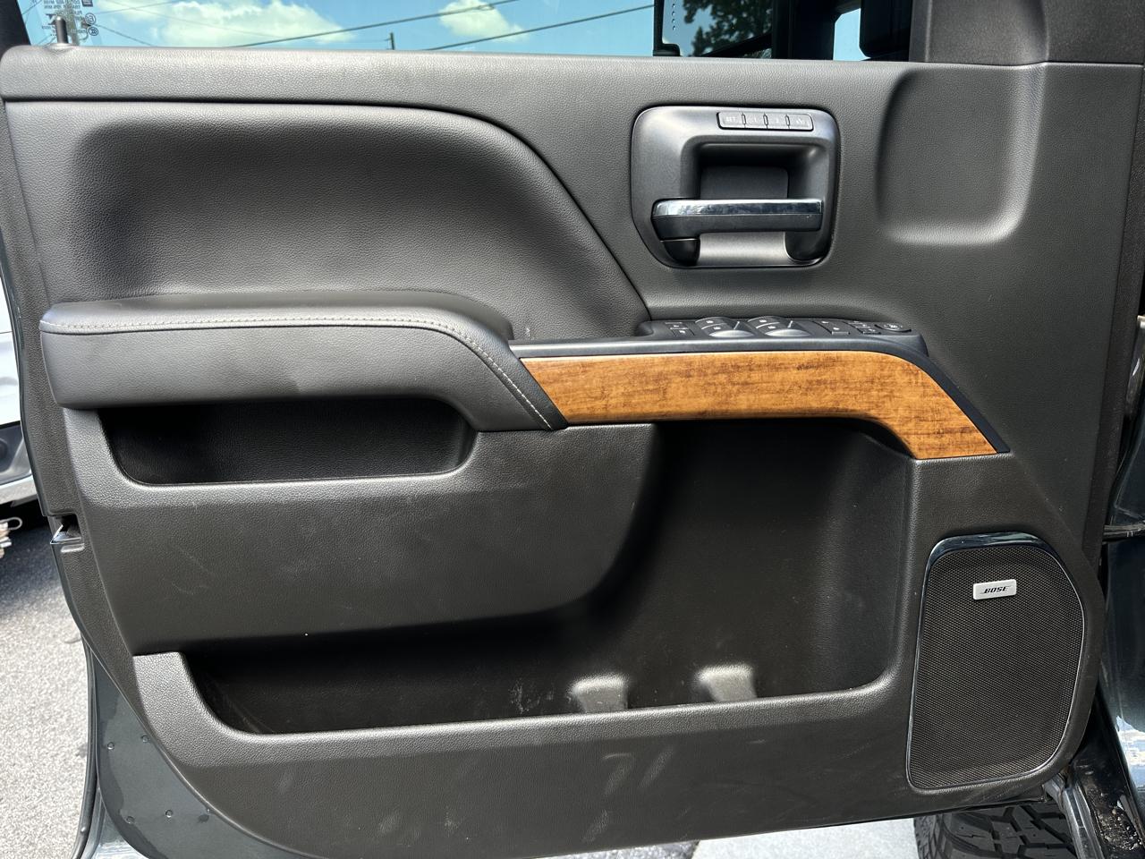 Chevrolet Silverado 2500HD 4WD Crew Cab 153.7" High Country 2018