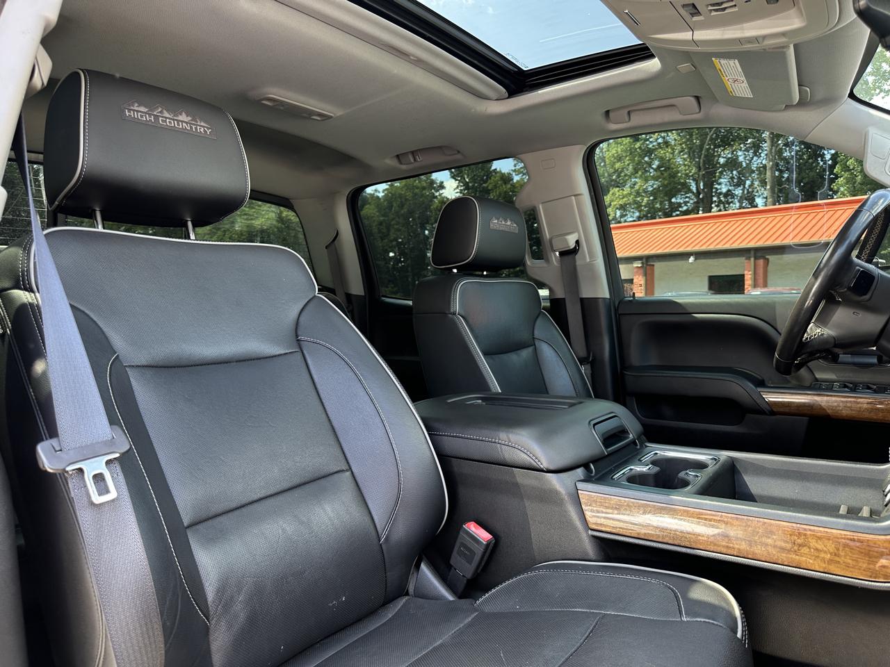 Chevrolet Silverado 2500HD 4WD Crew Cab 153.7" High Country 2018