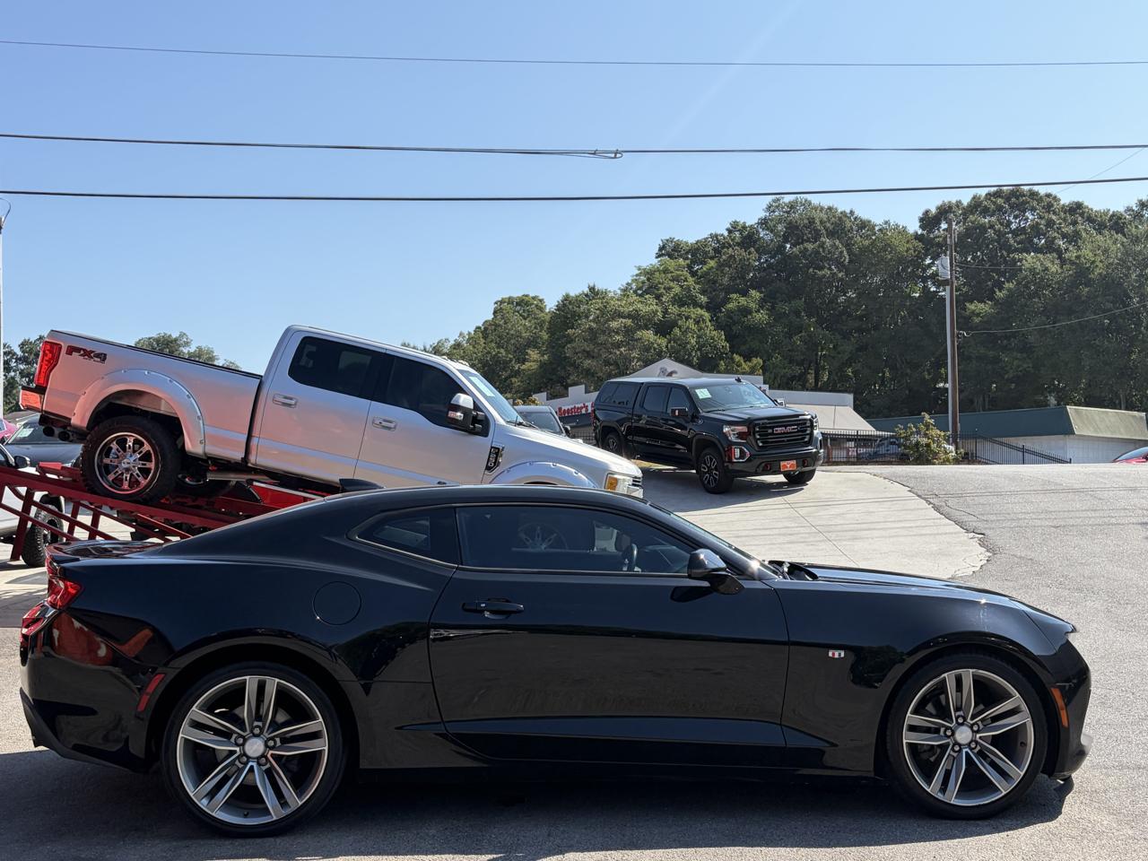Chevrolet Camaro 2dr Cpe 1LT 2017