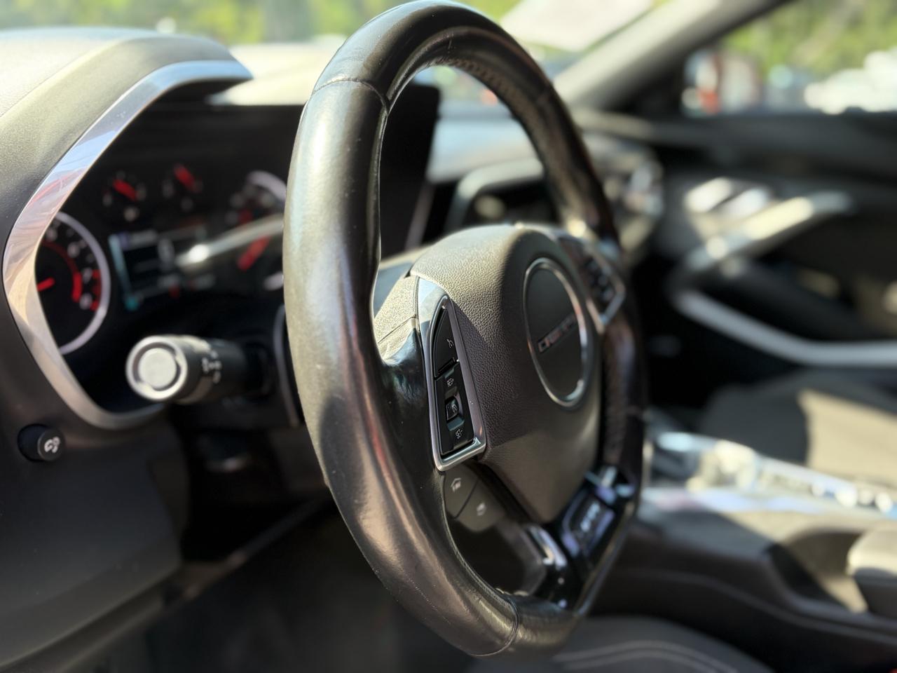 Chevrolet Camaro 2dr Cpe 1LT 2017