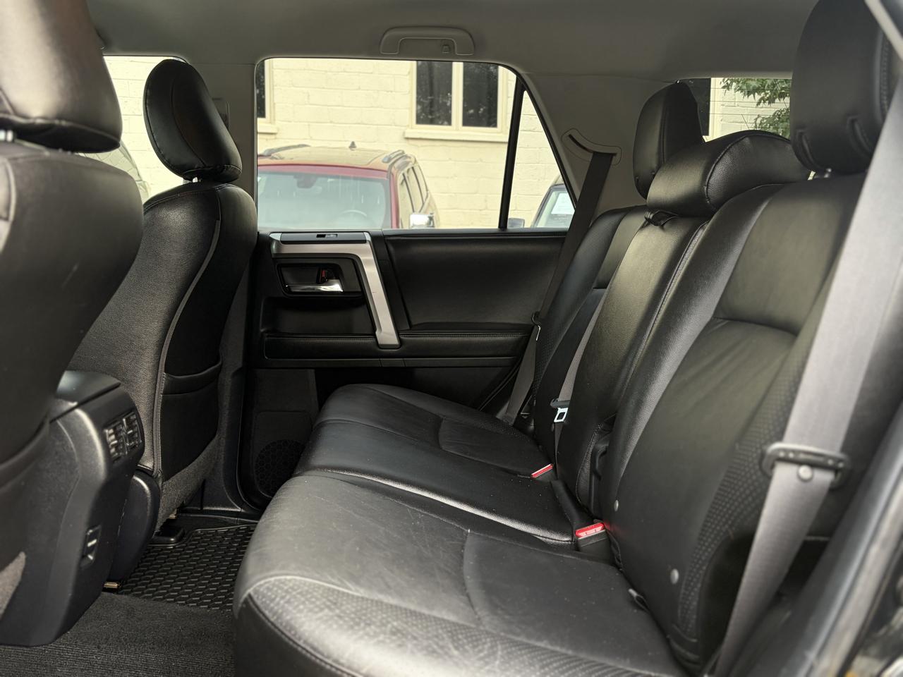 Toyota 4Runner RWD 4dr V6 SR5 Premium (Natl) 2014