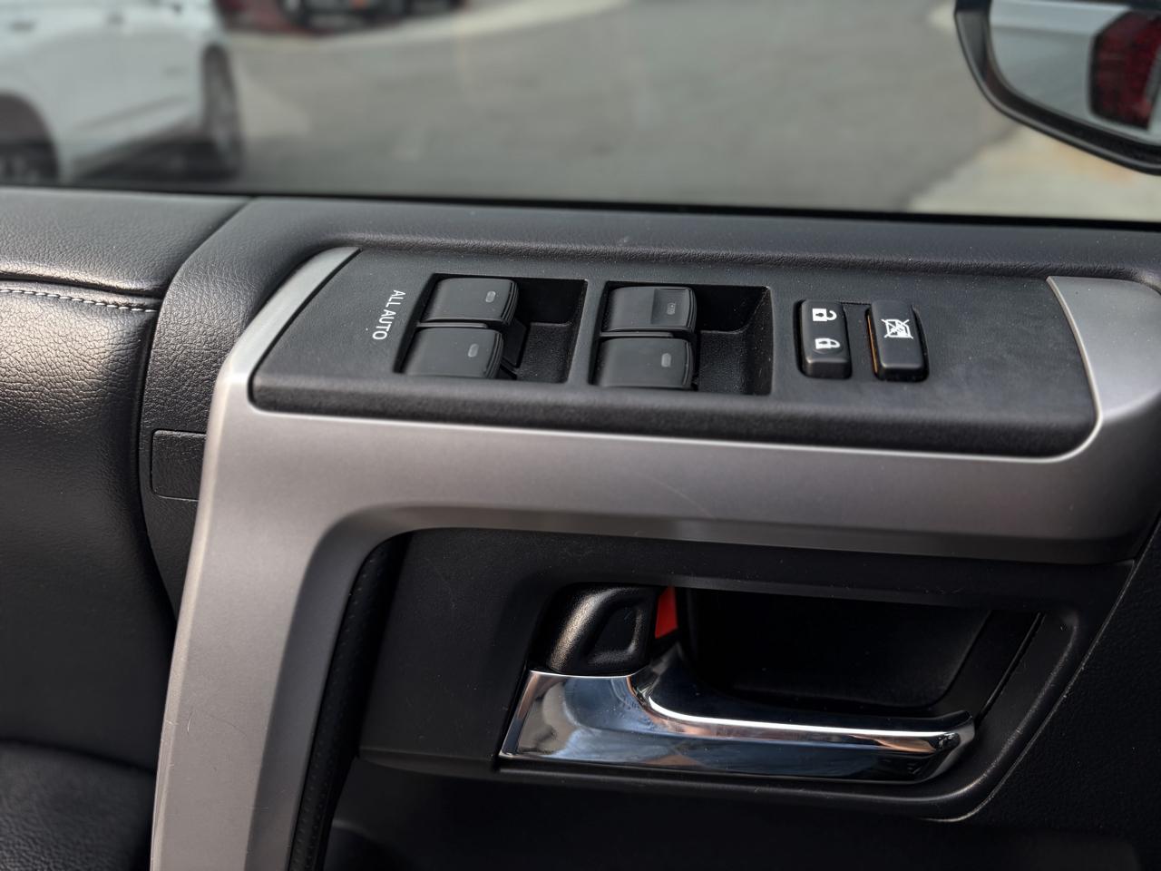 Toyota 4Runner RWD 4dr V6 SR5 Premium (Natl) 2014