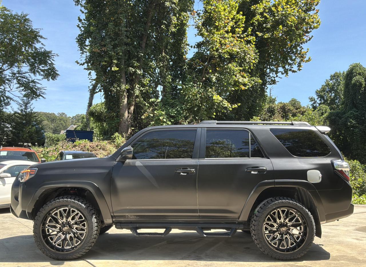 Toyota 4Runner SR5 Premium 2WD (Natl) 2018