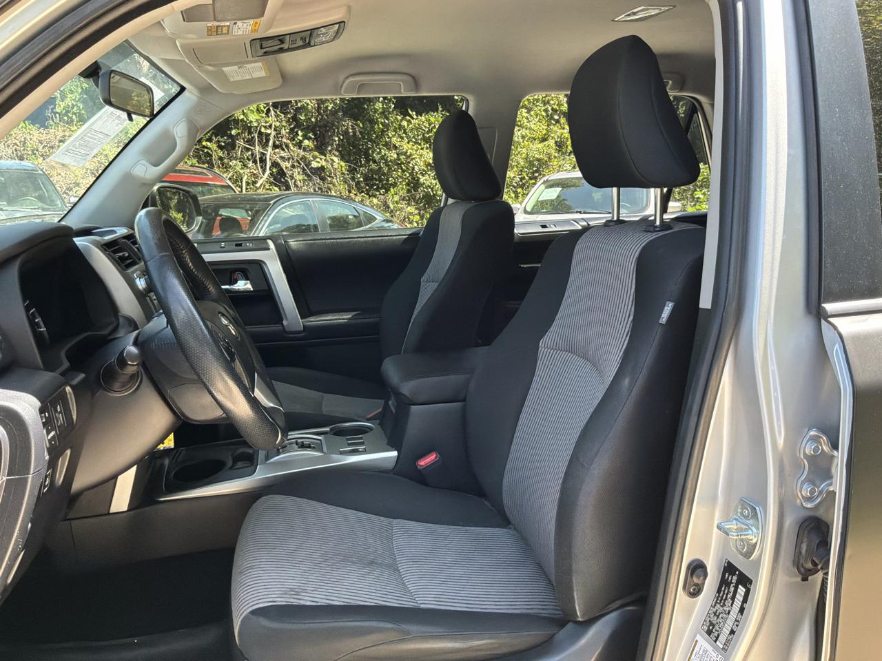 Toyota 4Runner SR5 Premium 2WD (Natl) 2018