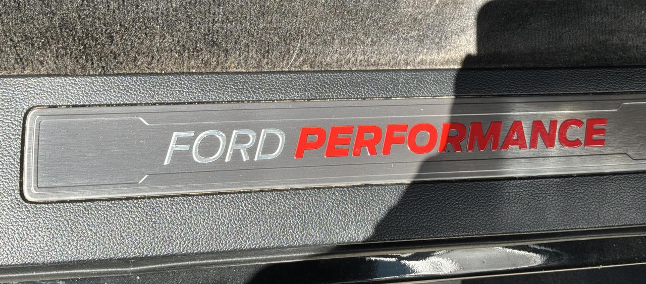 Ford F-150 4WD SuperCrew 150" FX4 2018