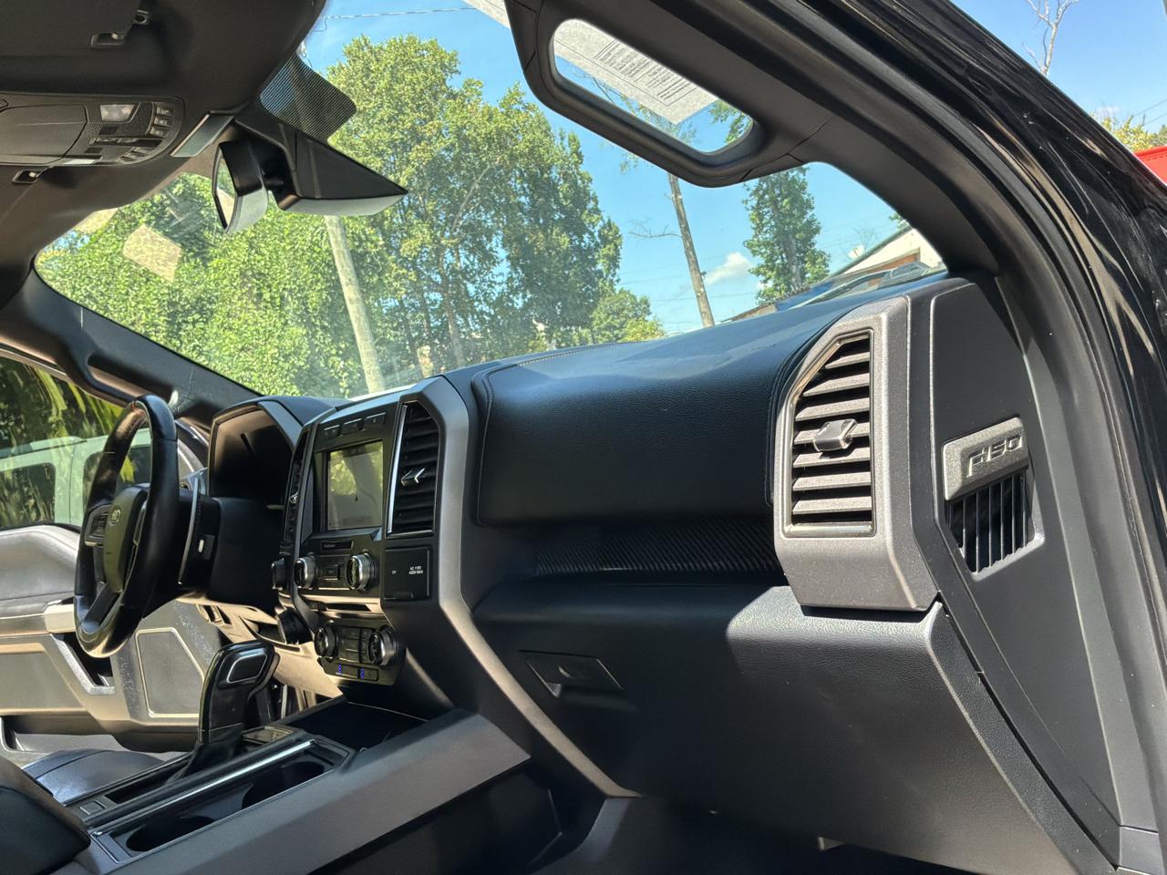 Ford F-150 4WD SuperCrew 150" FX4 2018