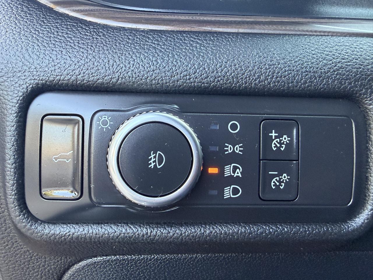 Ford Explorer Limited RWD 2021