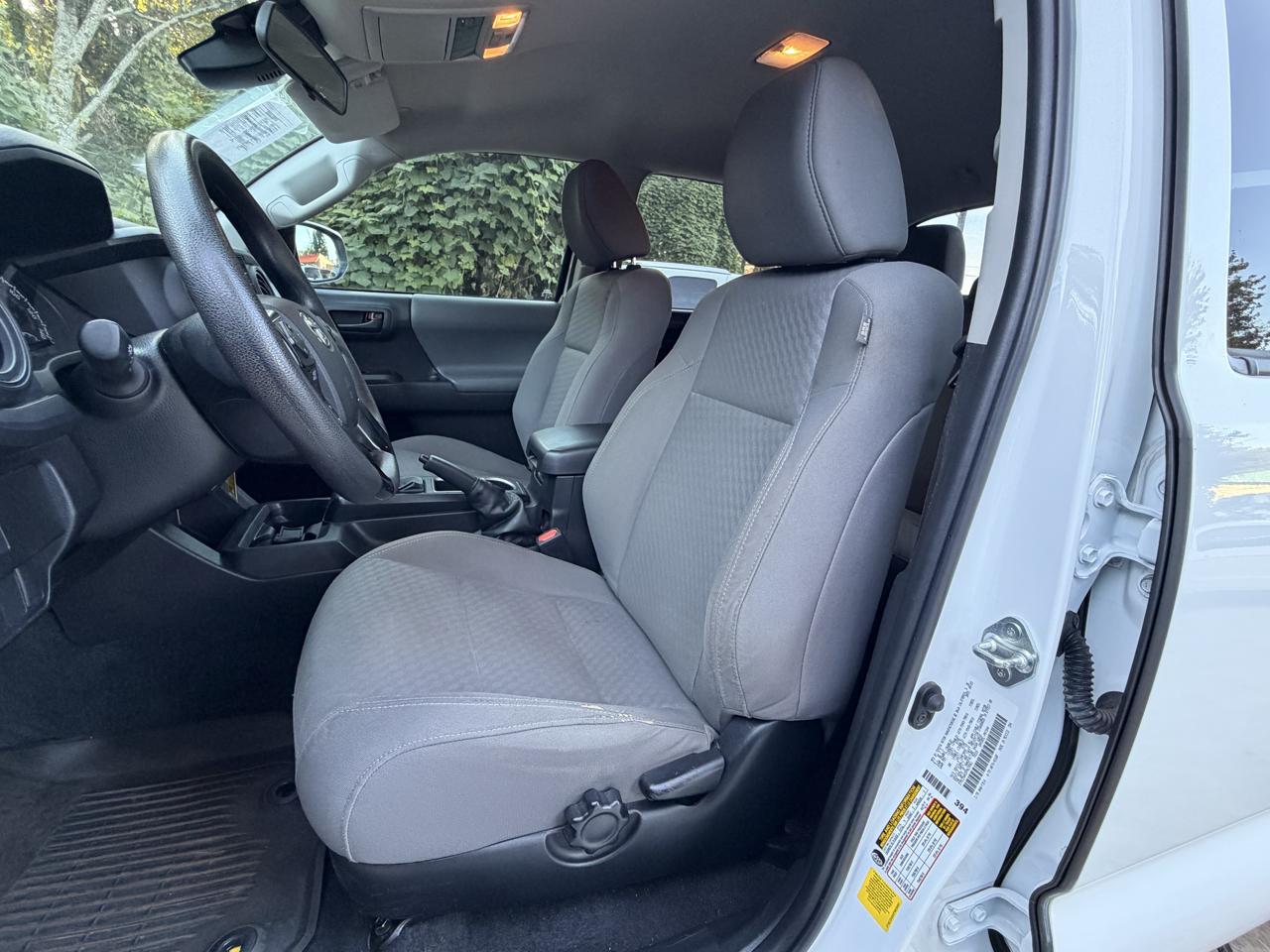 Toyota Tacoma 4WD TRD Off Road Double Cab 5' Bed V6 MT (Natl) 2023