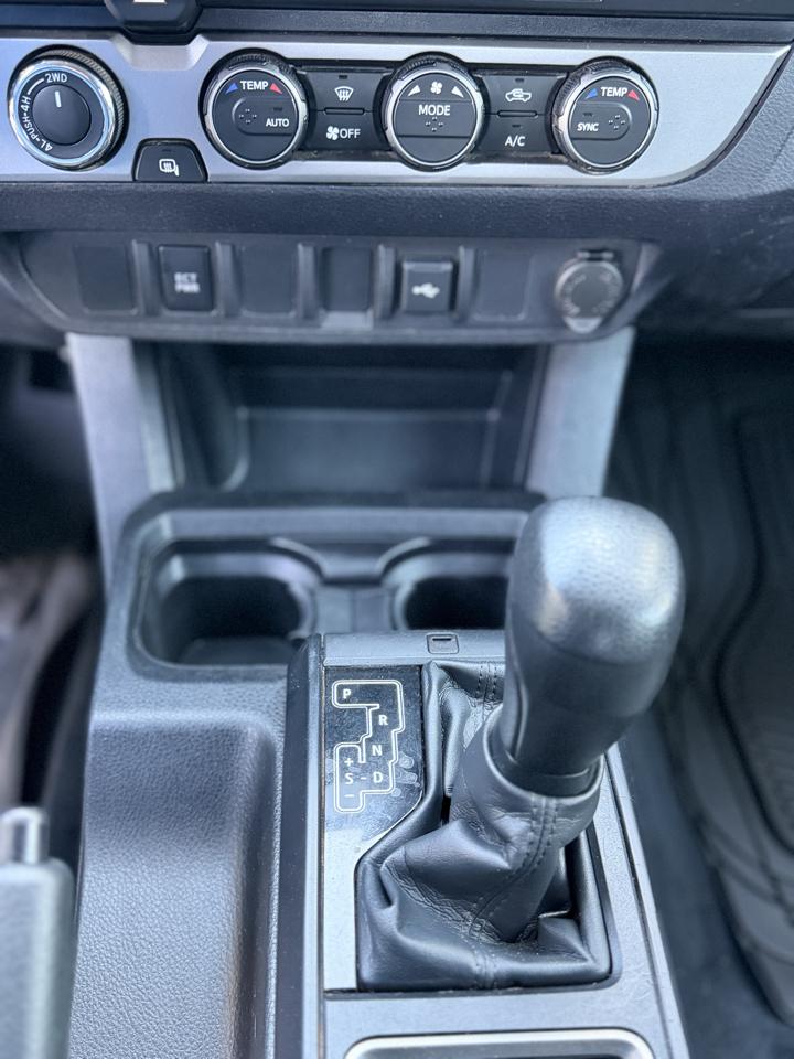 Toyota Tacoma 4WD TRD Off Road Double Cab 5' Bed V6 MT (Natl) 2023