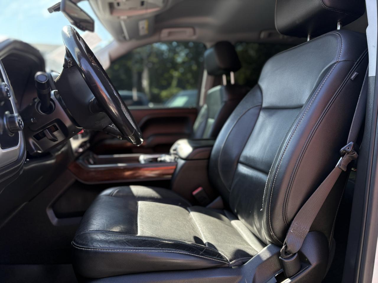 GMC Sierra 1500 4WD Crew Cab 143.5" SLT 2018