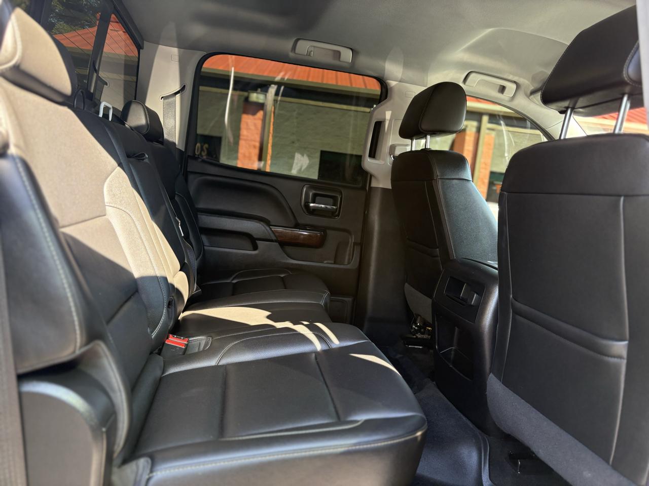 GMC Sierra 1500 4WD Crew Cab 143.5" SLT 2018