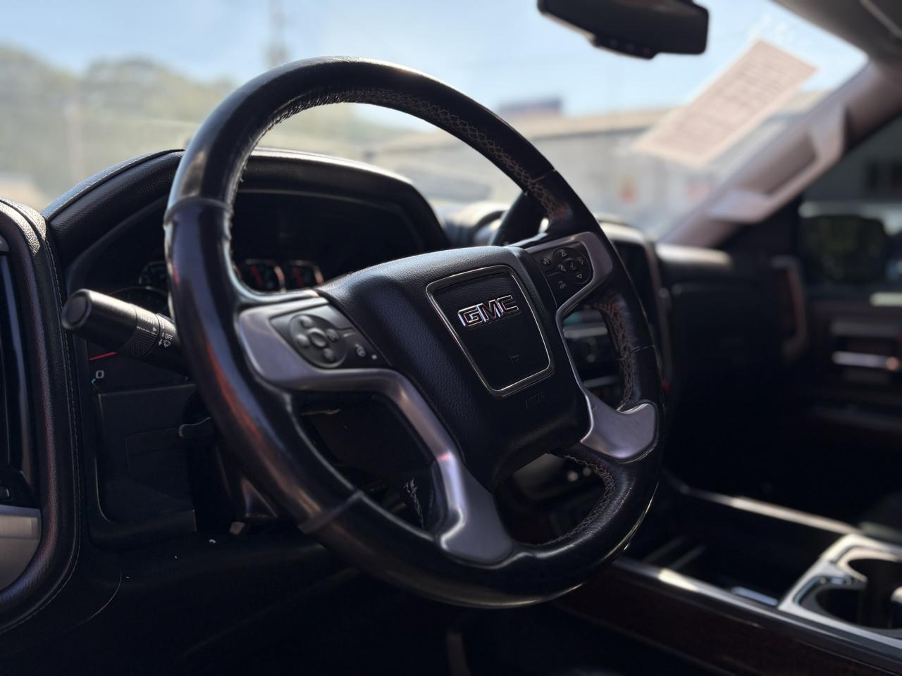 GMC Sierra 1500 4WD Crew Cab 143.5" SLT 2018