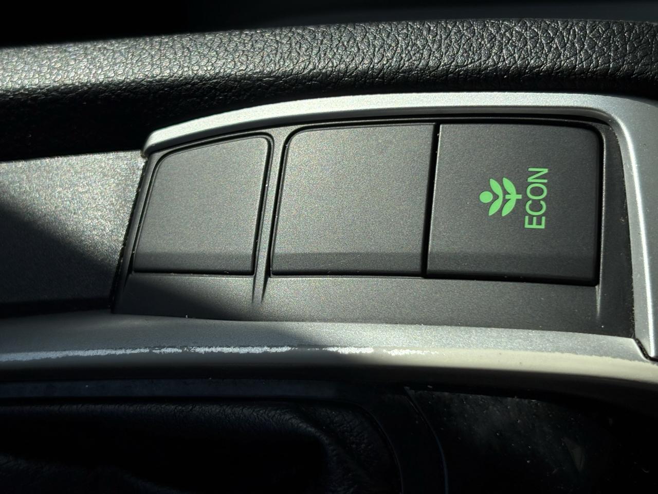 Honda Civic Sedan 4dr CVT EX 2016