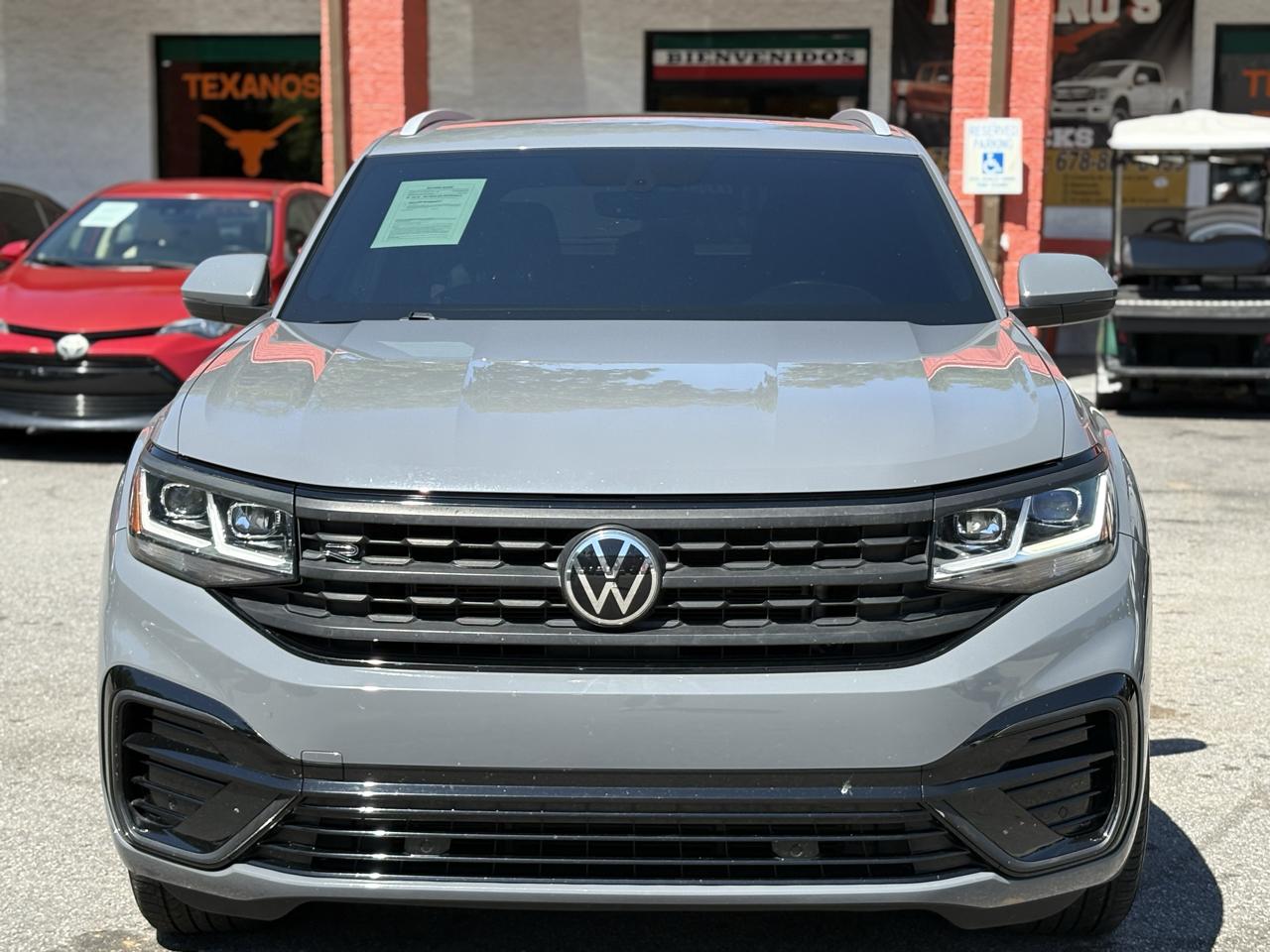 Volkswagen Atlas Cross Sport 3.6L V6 SE w/Technology R-Line FWD 2021