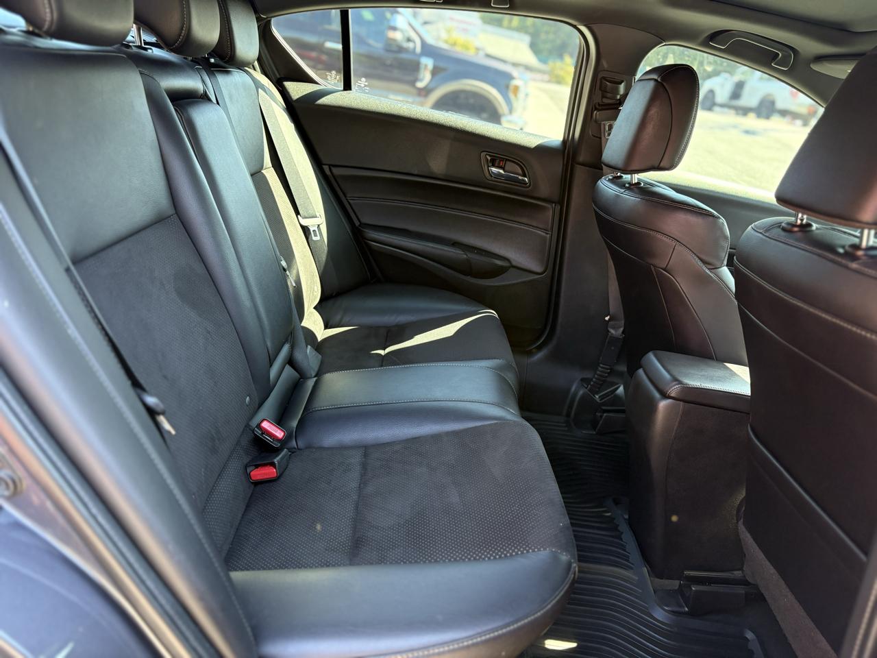 Acura ILX Sedan w/Technology Plus/A-SPEC Pkg 2017