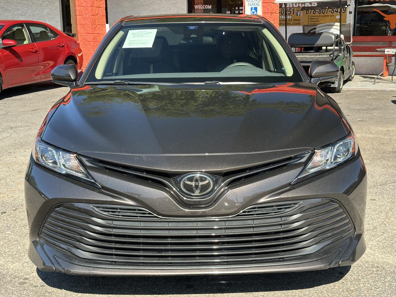 Toyota Camry LE Auto (Natl) 2019