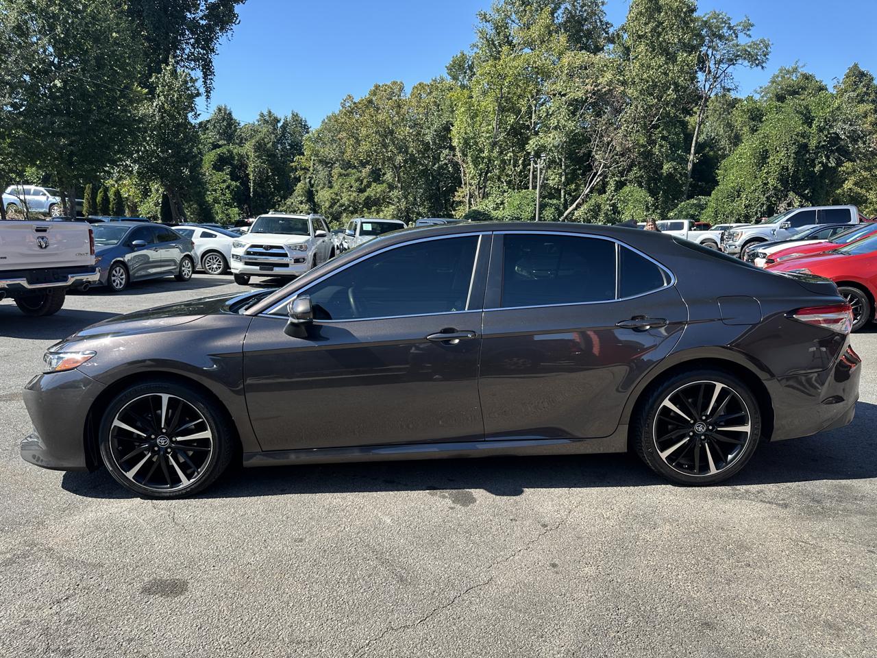Toyota Camry LE Auto (Natl) 2019