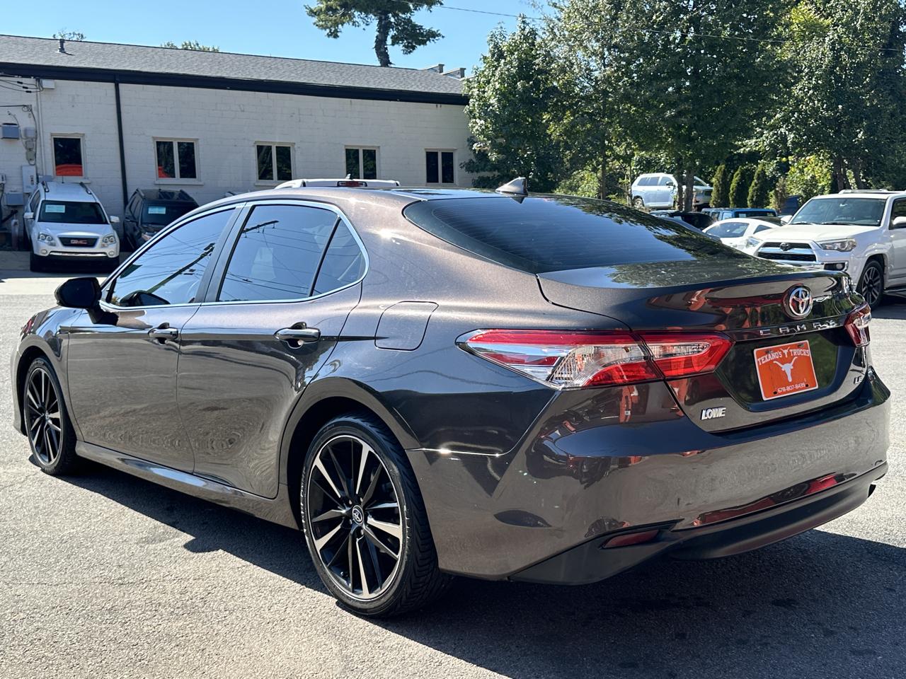 Toyota Camry LE Auto (Natl) 2019