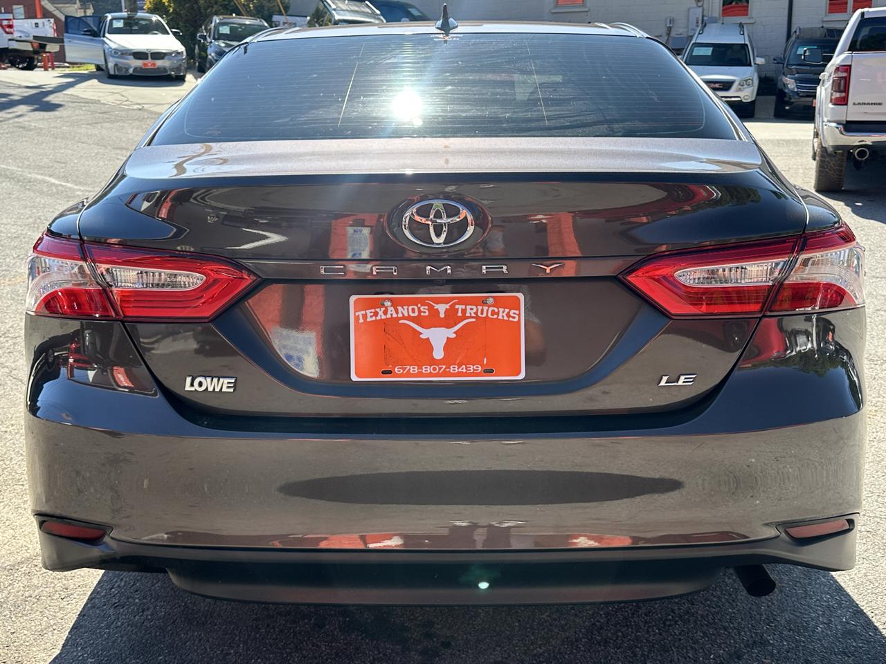 Toyota Camry LE Auto (Natl) 2019
