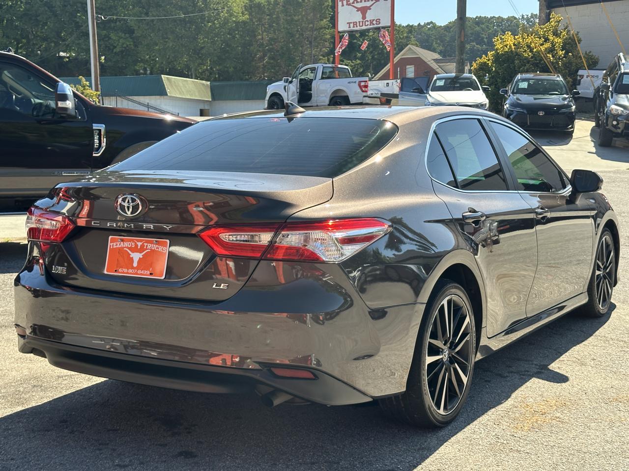 Toyota Camry LE Auto (Natl) 2019