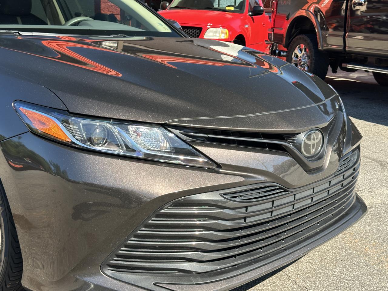 Toyota Camry LE Auto (Natl) 2019
