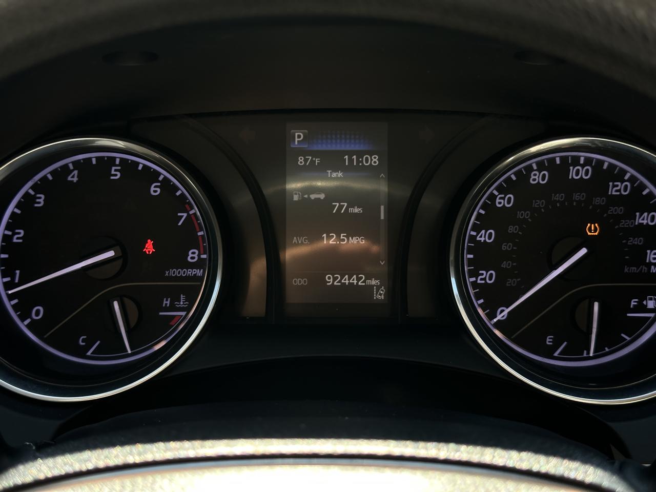 Toyota Camry LE Auto (Natl) 2019