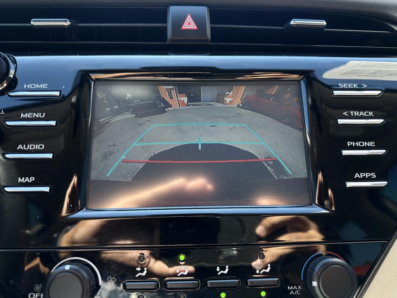 Toyota Camry LE Auto (Natl) 2019