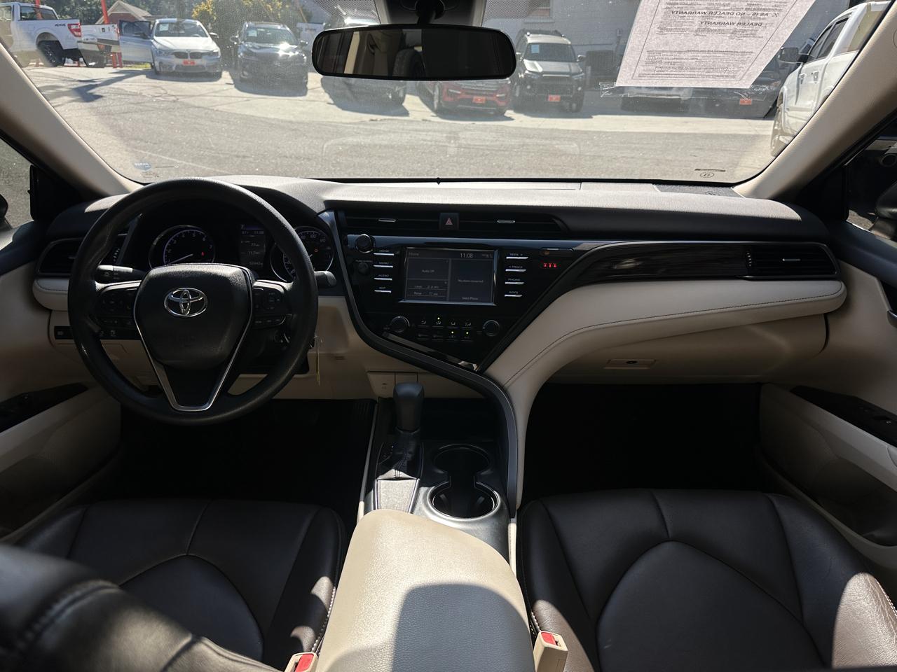 Toyota Camry LE Auto (Natl) 2019