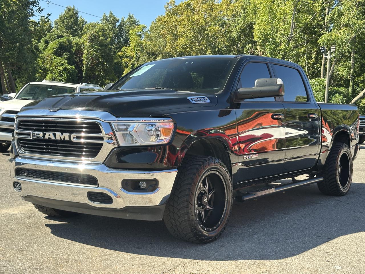 RAM 1500 Big Horn/Lone Star 4x4 Crew Cab 5'7" Box 2019