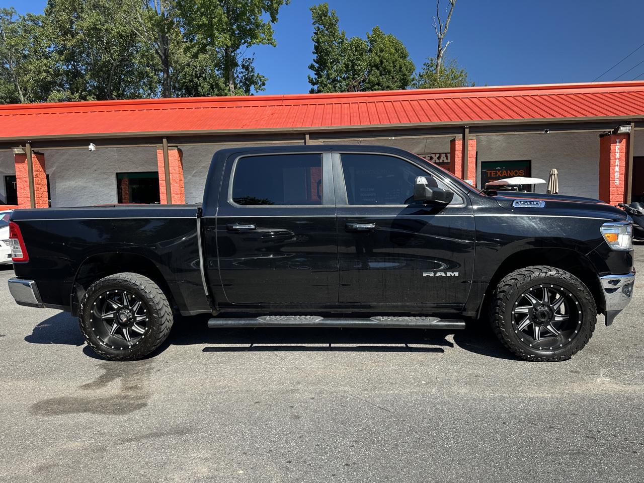 RAM 1500 Big Horn/Lone Star 4x4 Crew Cab 5'7" Box 2019