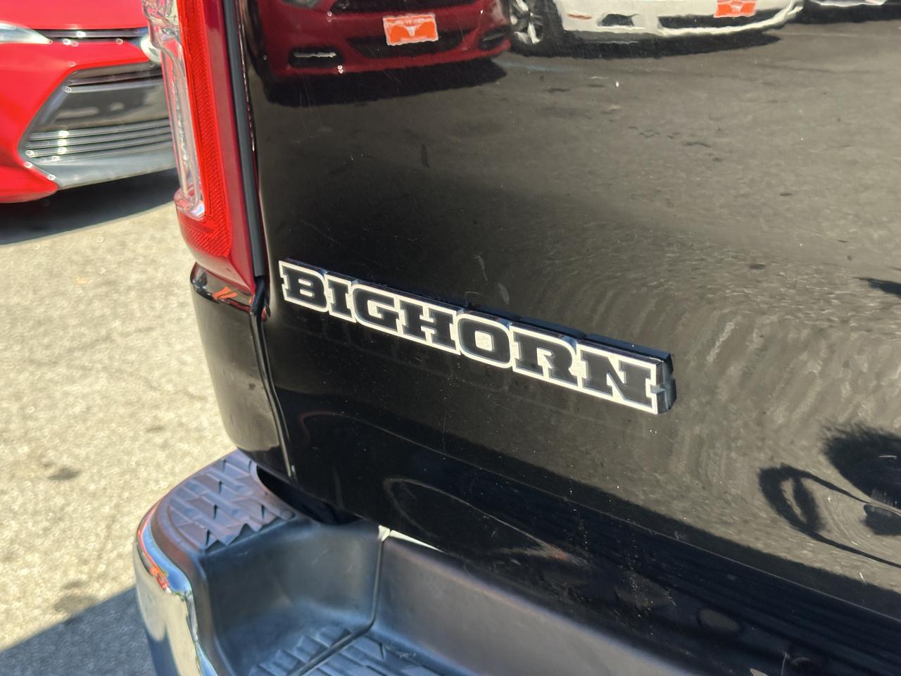 RAM 1500 Big Horn/Lone Star 4x4 Crew Cab 5'7" Box 2019