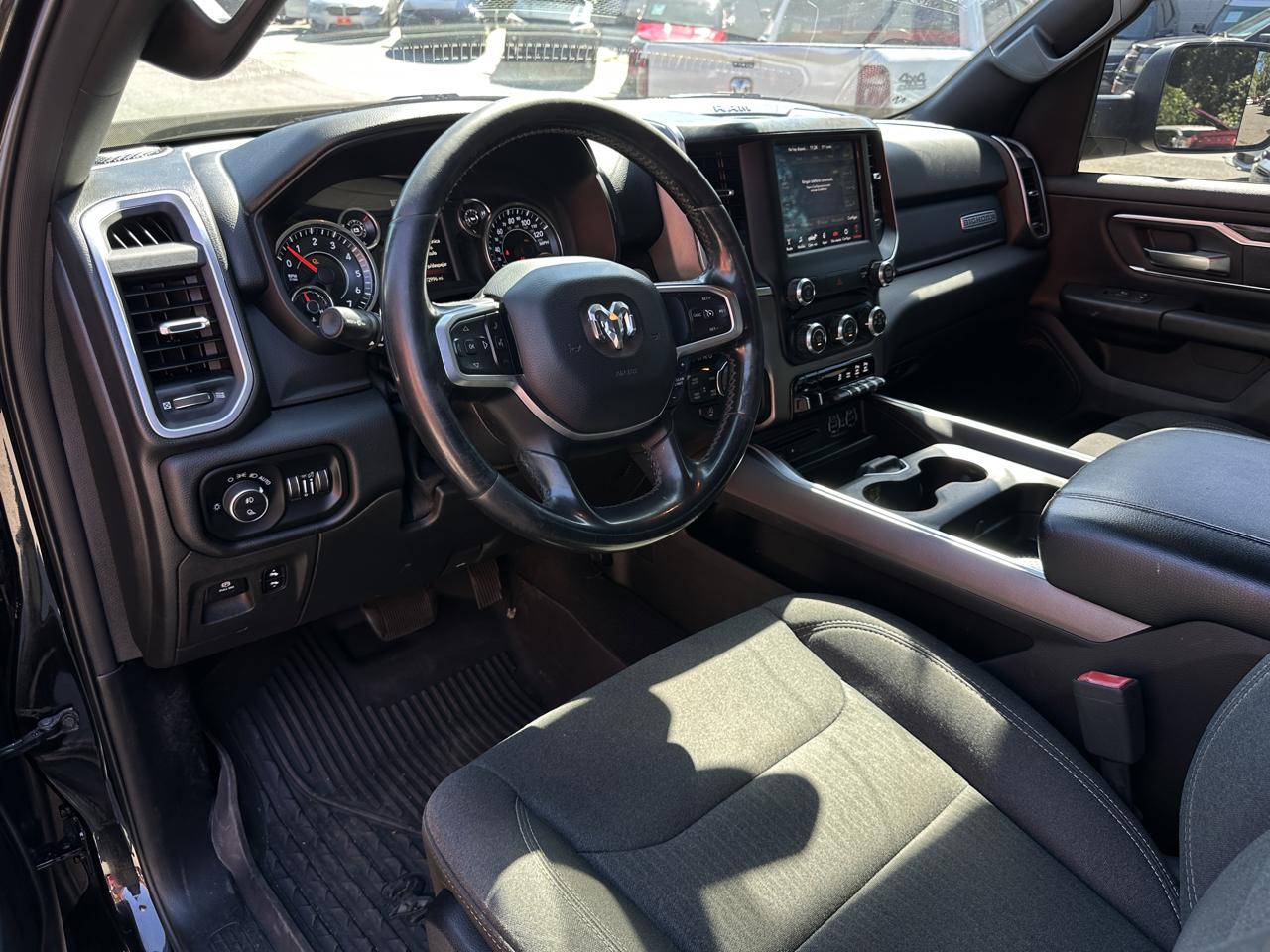 RAM 1500 Big Horn/Lone Star 4x4 Crew Cab 5'7" Box 2019