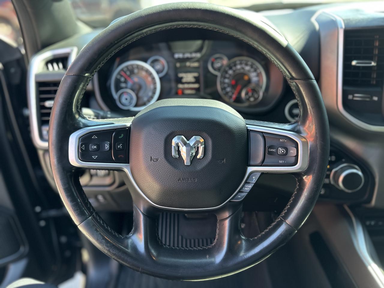 RAM 1500 Big Horn/Lone Star 4x4 Crew Cab 5'7" Box 2019