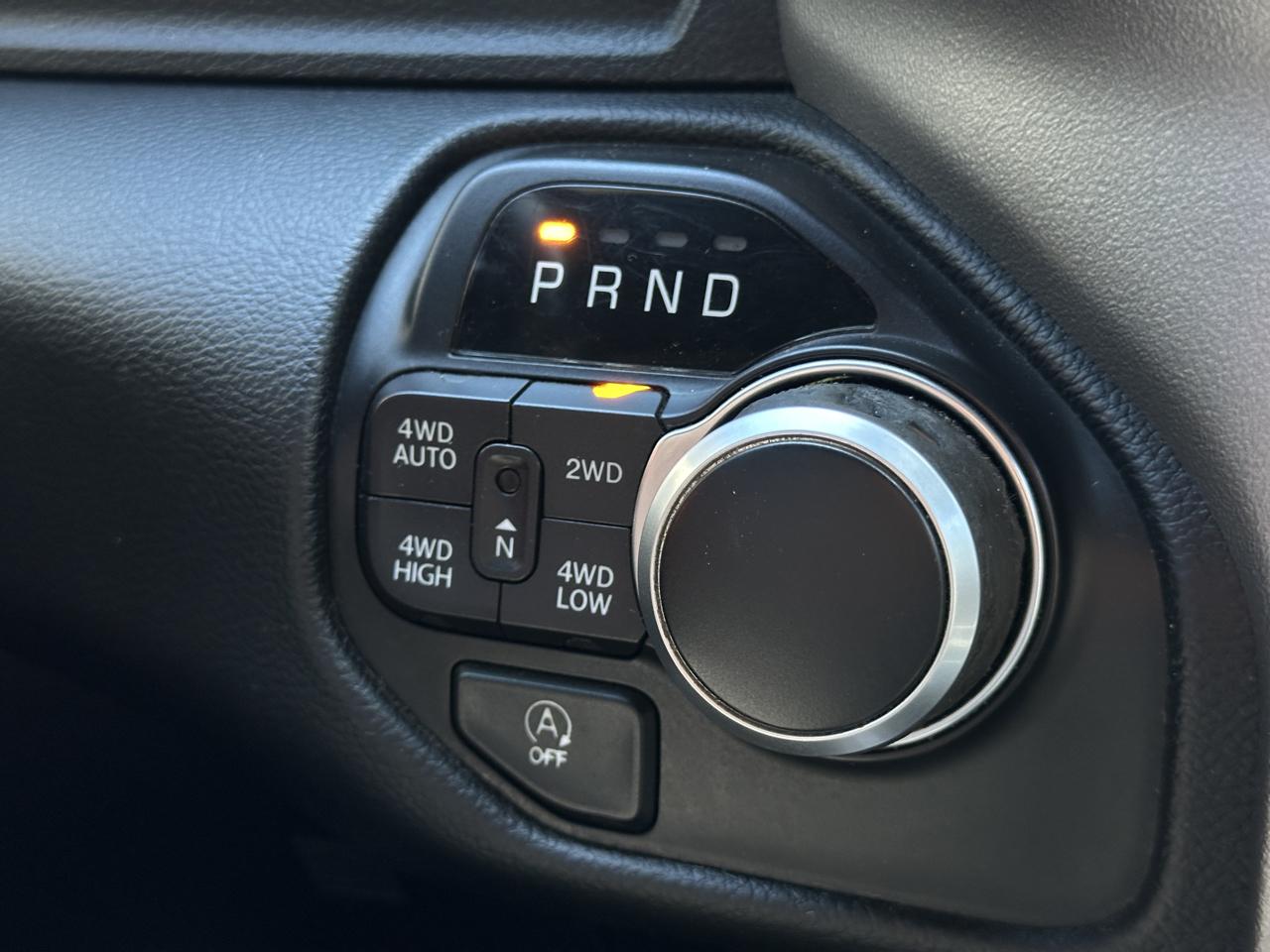 RAM 1500 Big Horn/Lone Star 4x4 Crew Cab 5'7" Box 2019