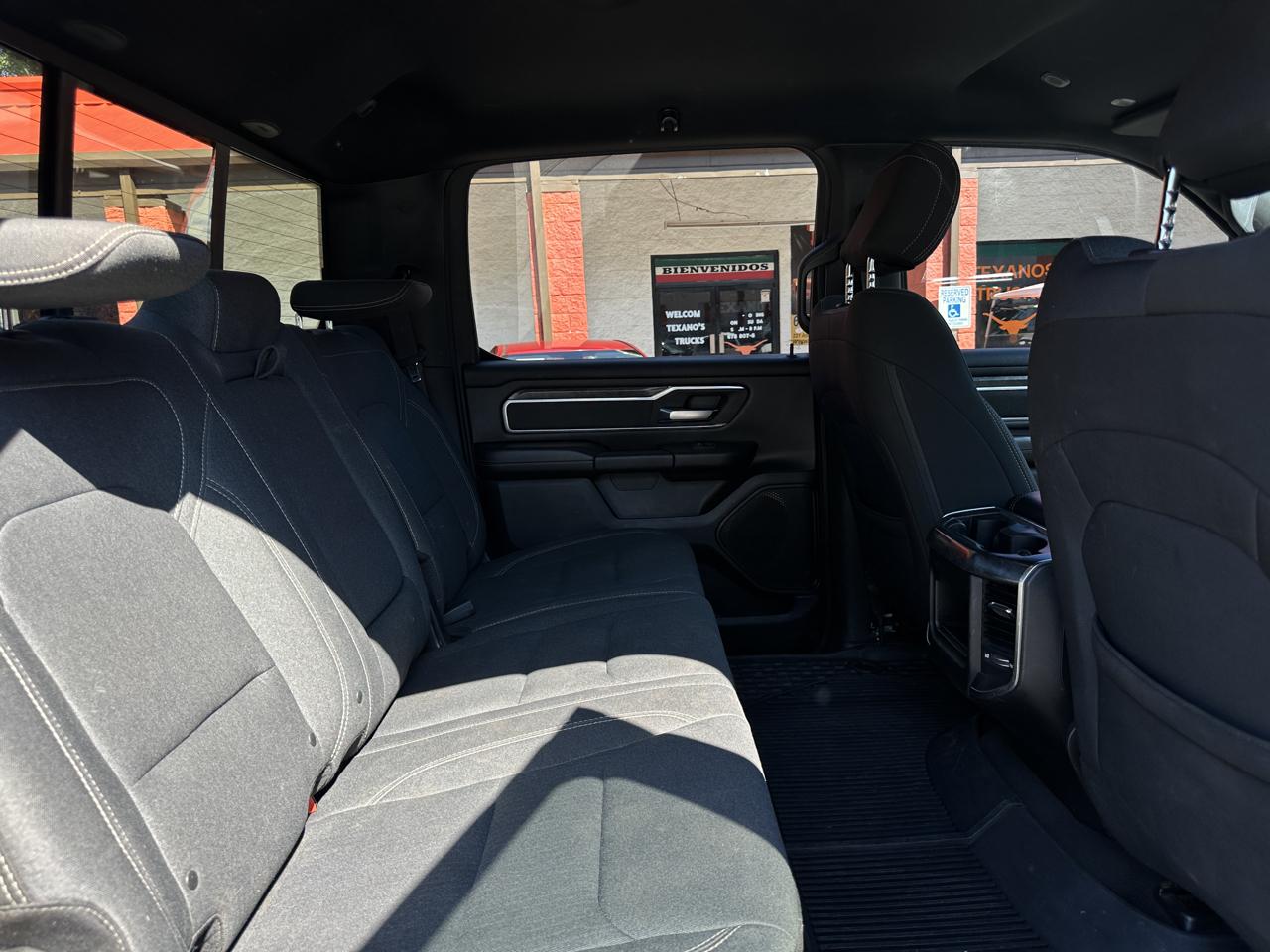 RAM 1500 Big Horn/Lone Star 4x4 Crew Cab 5'7" Box 2019