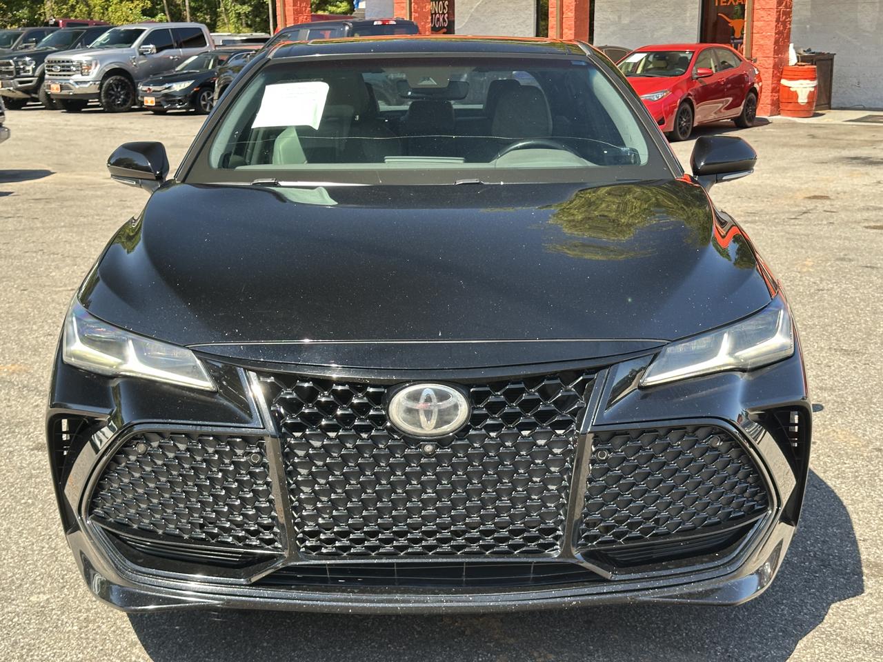 Toyota Avalon XLE 4D Sedan 2019