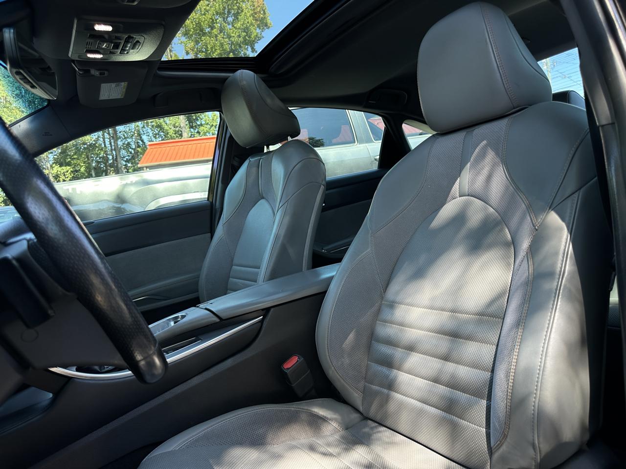 Toyota Avalon XLE 4D Sedan 2019