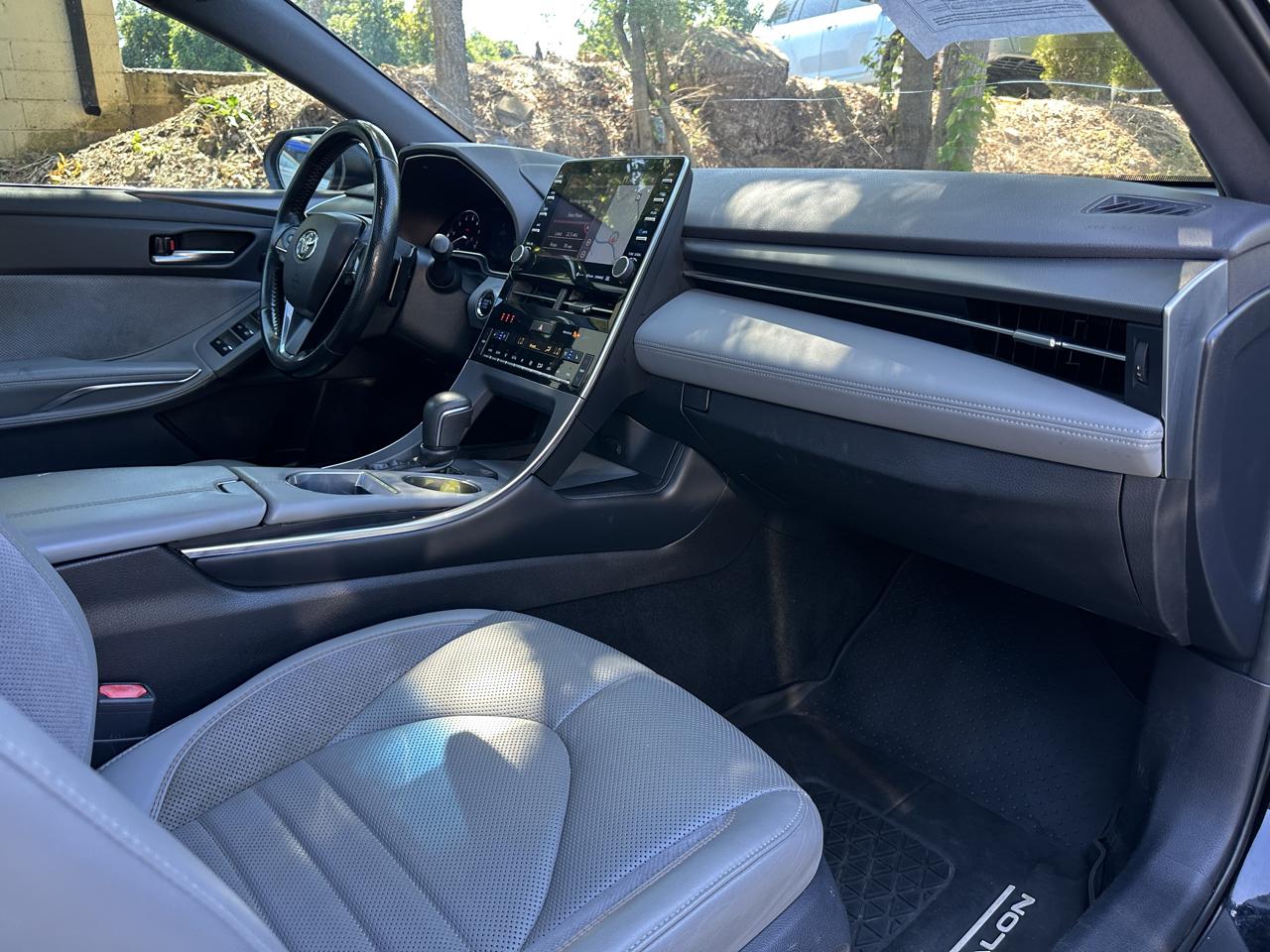 Toyota Avalon XLE 4D Sedan 2019