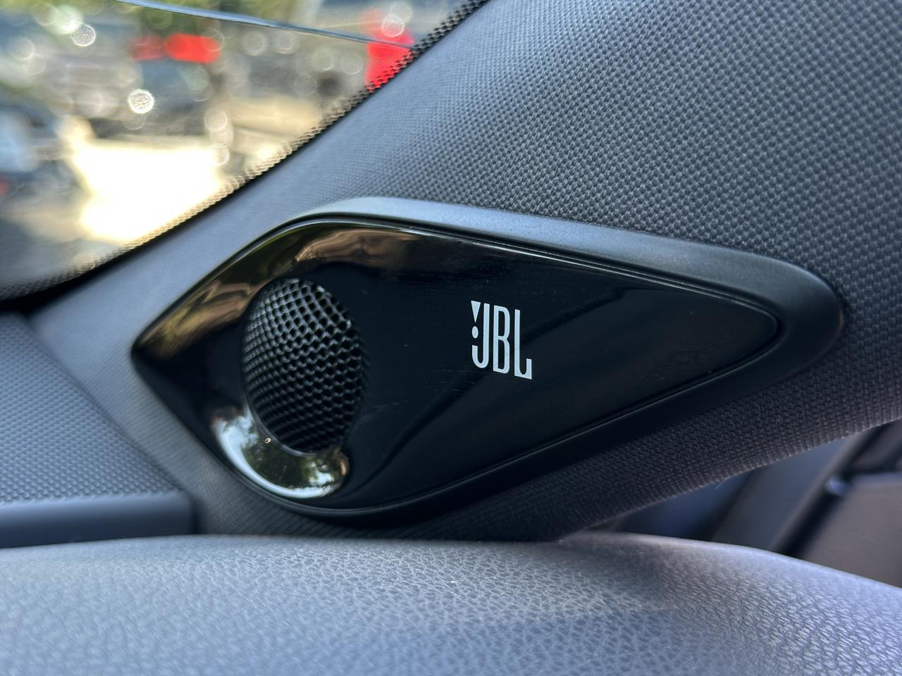 Toyota Avalon XLE 4D Sedan 2019
