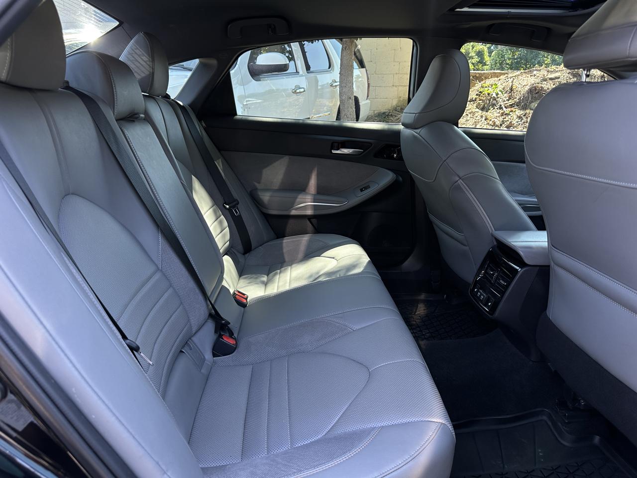 Toyota Avalon XLE 4D Sedan 2019