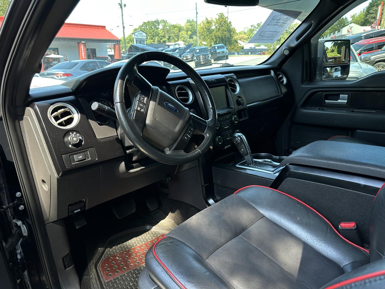 Ford F-150 4WD SuperCrew 145" XLT 2013