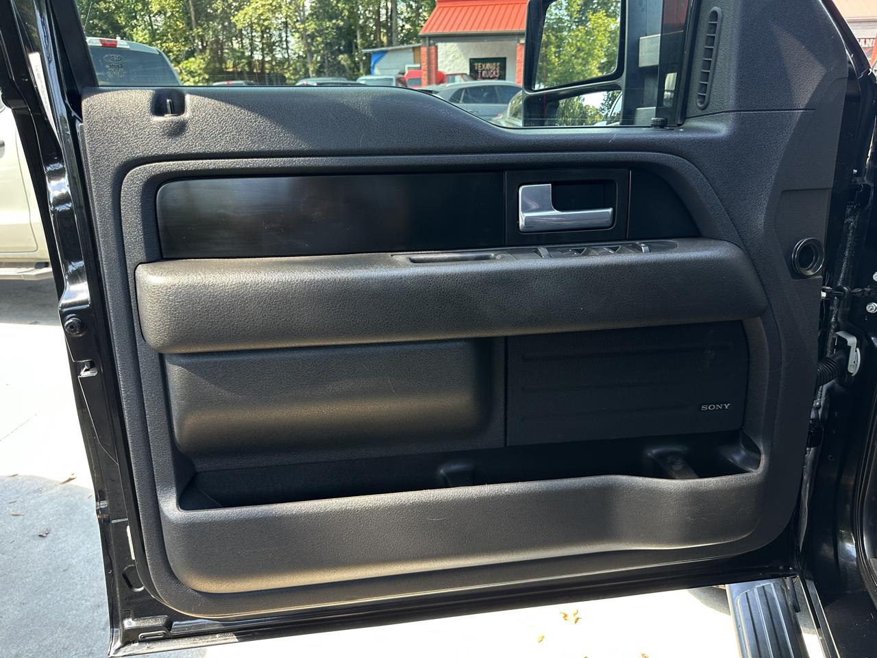 Ford F-150 4WD SuperCrew 145" XLT 2013