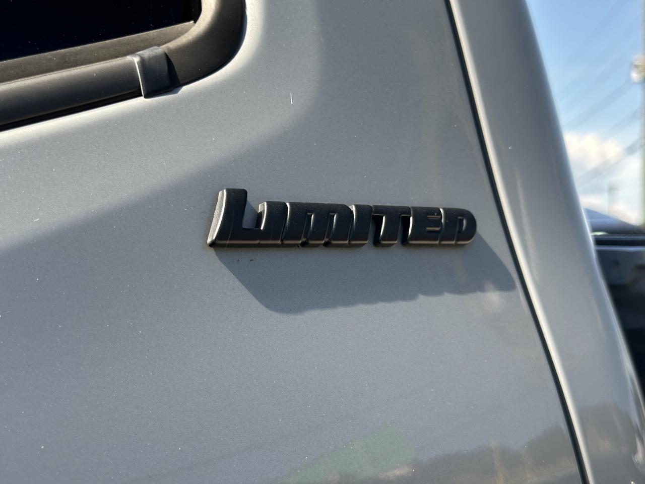 Toyota Tacoma 4WD Limited Double Cab 5' Bed V6 AT (Natl) 2020