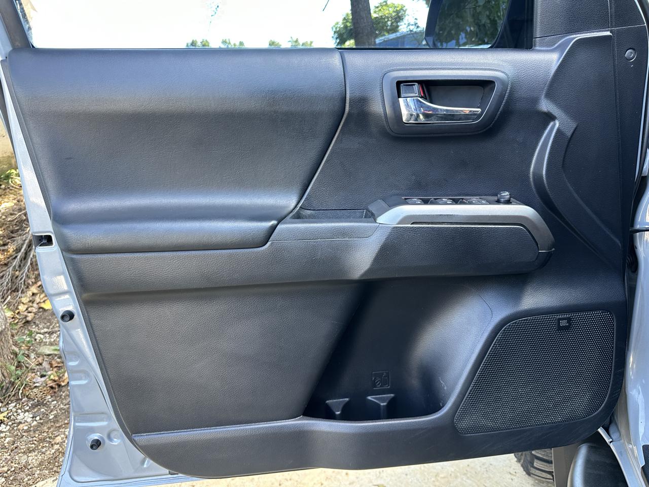 Toyota Tacoma 4WD Limited Double Cab 5' Bed V6 AT (Natl) 2020