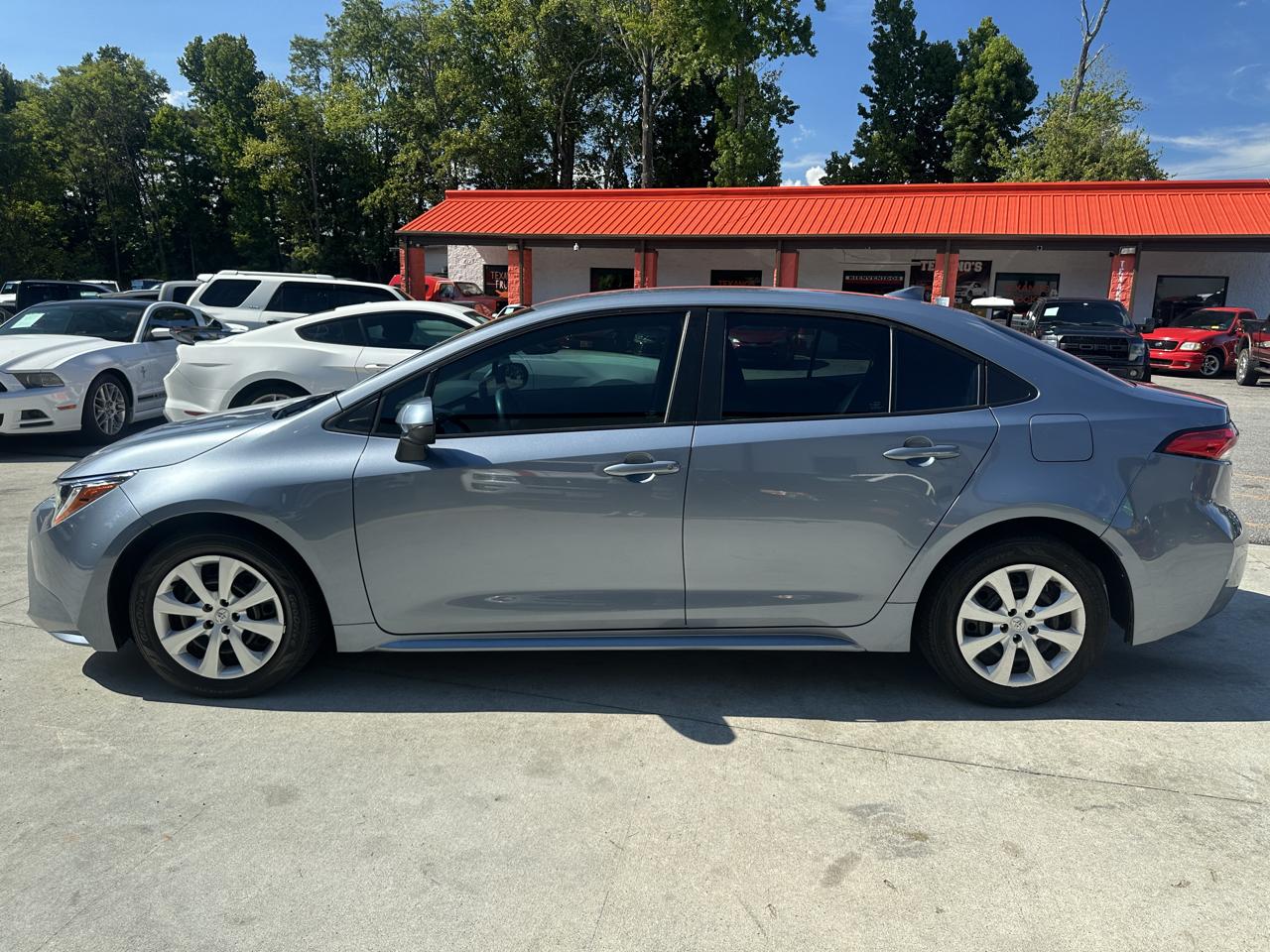 Toyota Corolla LE CVT (Natl) 2024