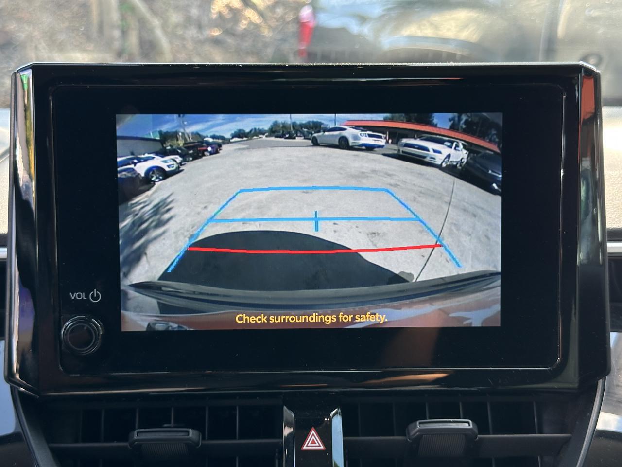 Toyota Corolla LE CVT (Natl) 2024