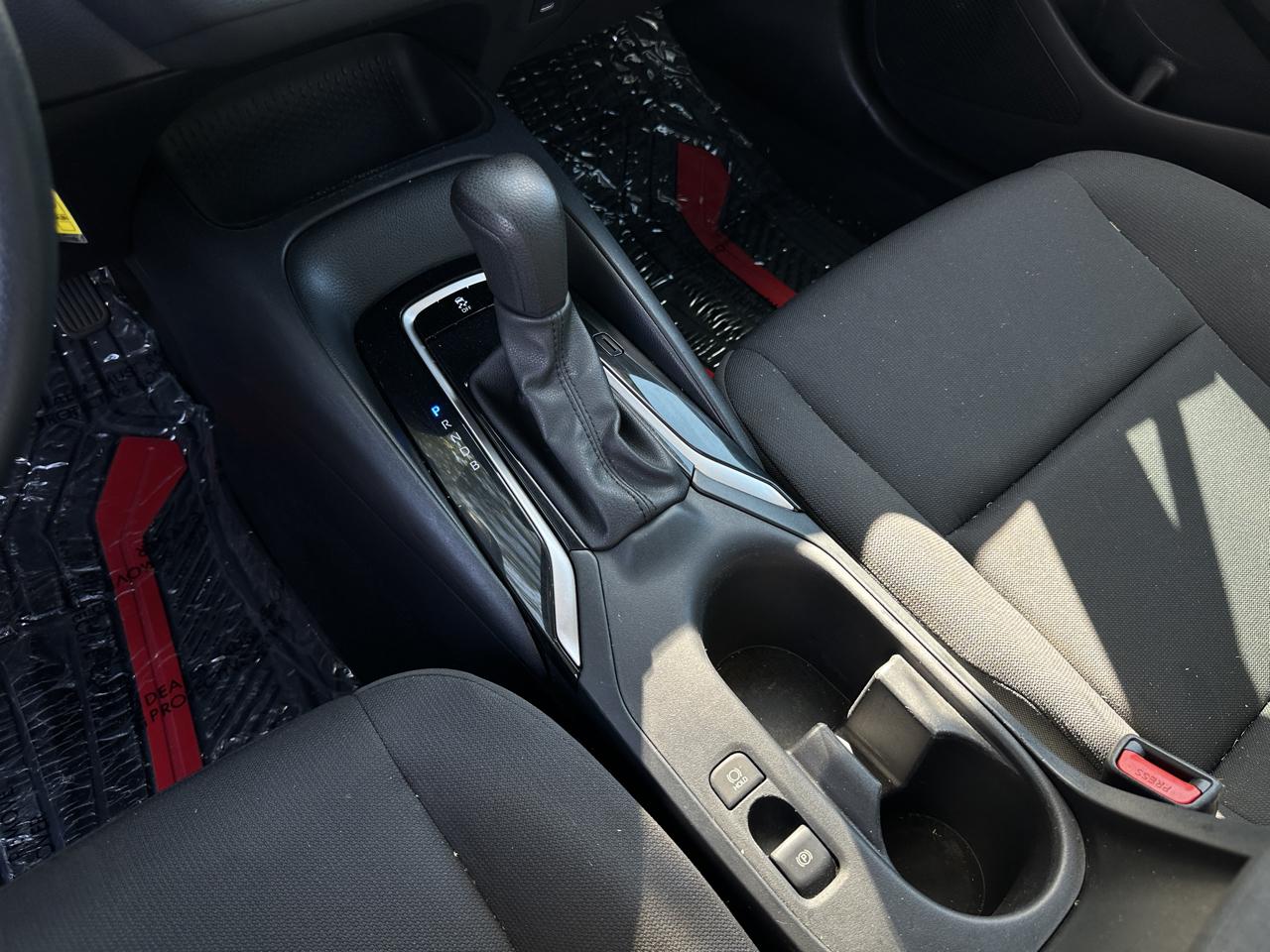 Toyota Corolla LE CVT (Natl) 2024
