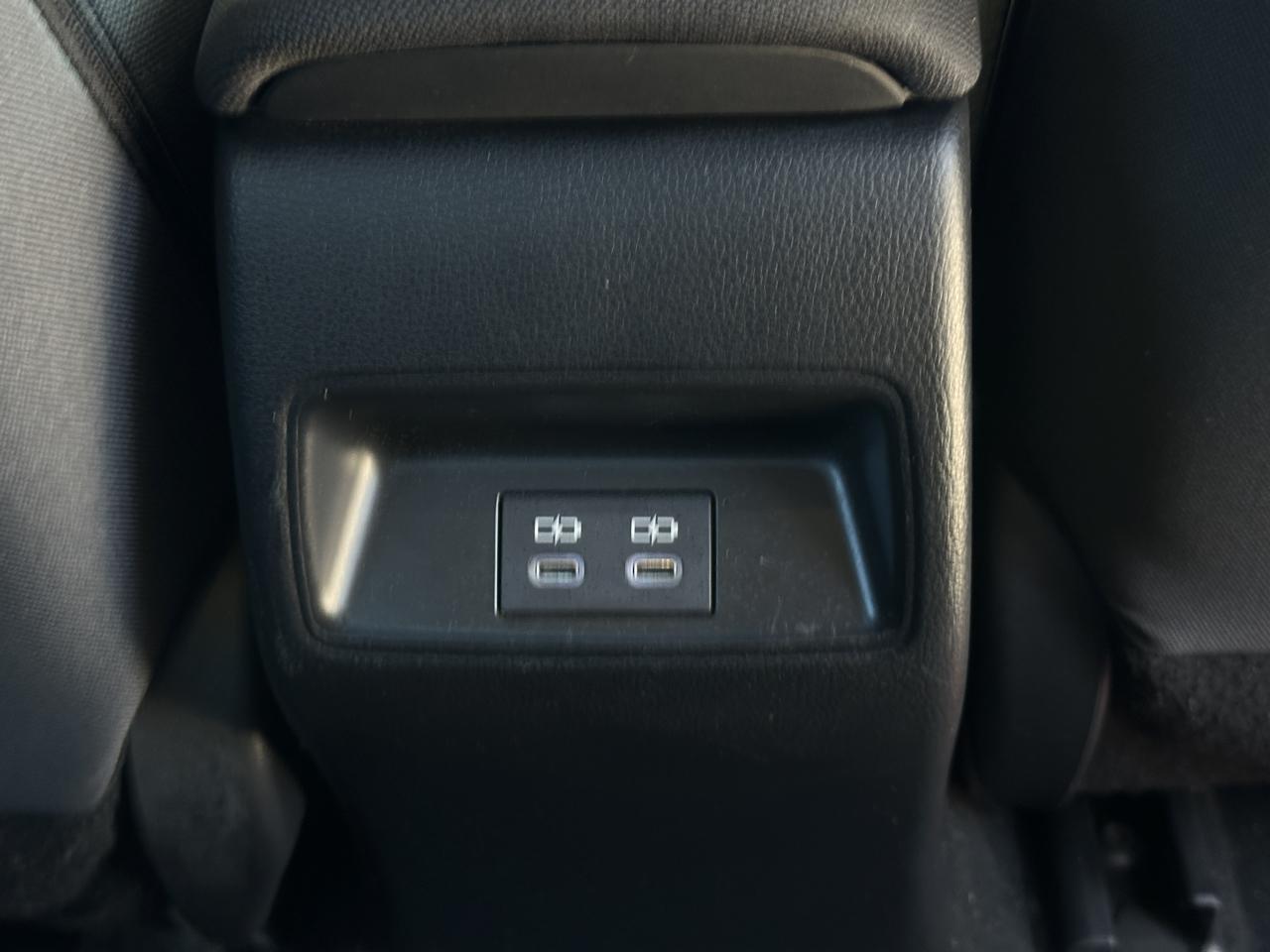 Toyota Corolla LE CVT (Natl) 2024